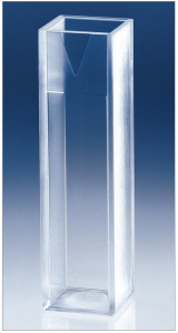 brandtech-brand-uv-transparent-spectrophotometry-cuvette-macro