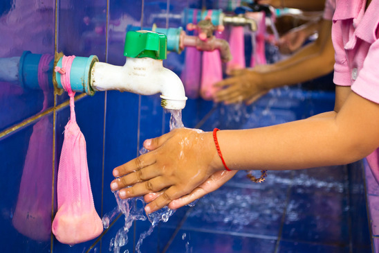 Handwashing, Teachers that schools are teaching children to wash their hands